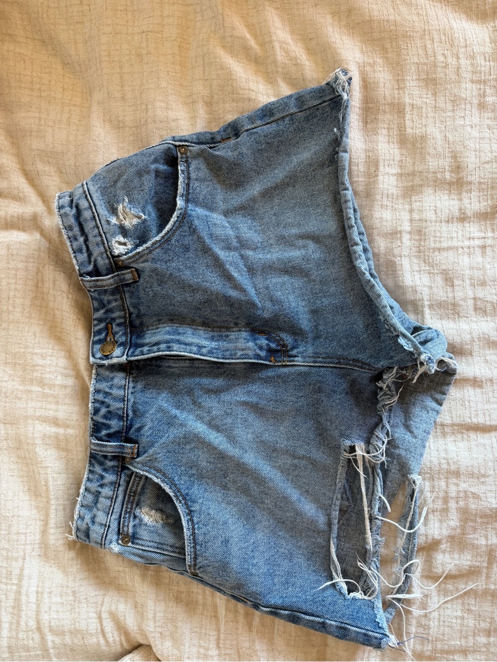 ROLLA'S Distressed Light Blue Denim Shorts
